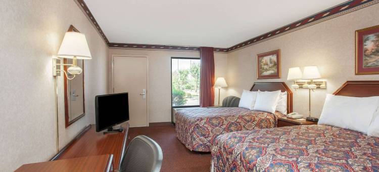 圣保罗戴斯酒店(Days Inn by Wyndham Saint Pauls)图片