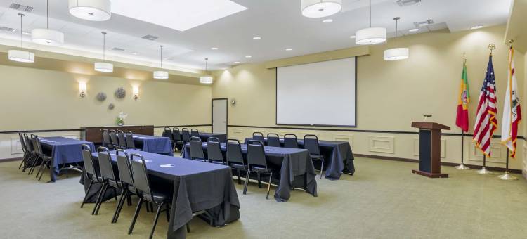 卡诺加公园贝斯特韦斯特酒店(Best Western Canoga Park Motor Inn)图片