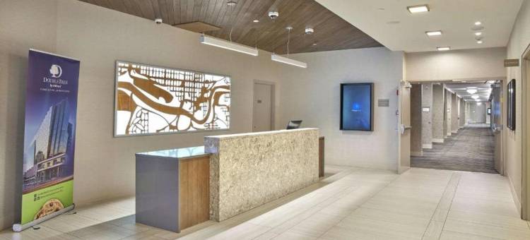 埃德蒙顿市中心希尔顿逸林酒店(DoubleTree by Hilton Edmonton Downtown)图片