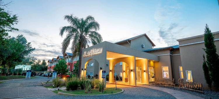 卡洛斯帕斯豪生别墅酒店(Howard Johnson Plaza Villa Carlos Paz)图片