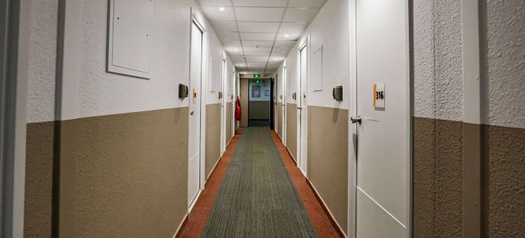 嘉廷内普莱喜Première Classe酒店(Premiere Classe Plaisir - Gatines)图片