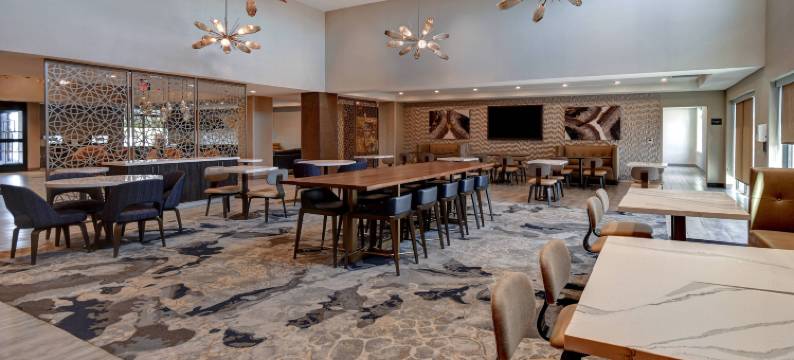 拉斯维加斯机场南万枫酒店及套房(Fairfield Inn & Suites Las Vegas Airport South)图片