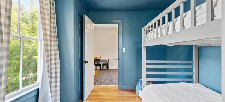 蓝莓之家-Sebago湖宽敞、家庭及宠物友好度假屋(The Blueberry House - Spacious, Family & Pet-Friendly Retreat near Sebago Lake)图片