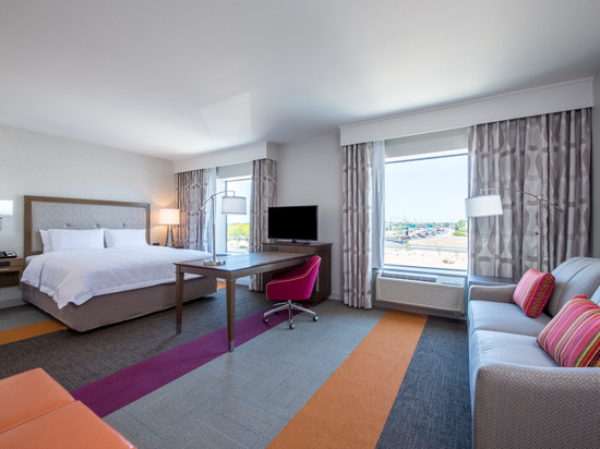 凤凰城梅萨东欢朋套房酒店