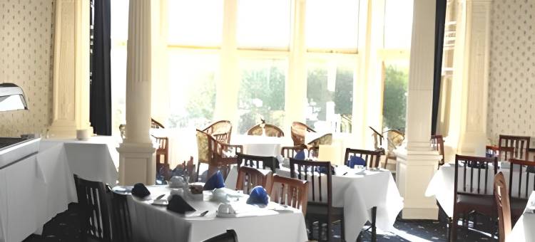 亚当顿乡村民宿酒店(Adamton Country House Hotel)图片