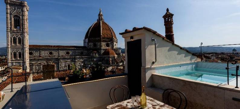 多纳蒂华丽大楼套房公寓(Donati Luxury Tower Suites)图片