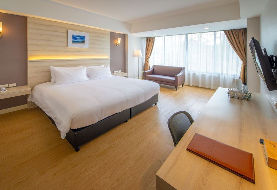 The Farm House Hotel RanongHotel Overview