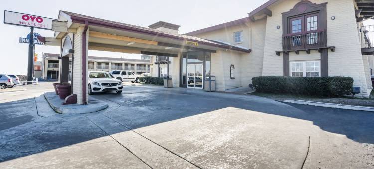 OYO塔尔萨北谢里登路机场酒店(OYO Hotel Tulsa N Sheridan Rd & Airport)图片