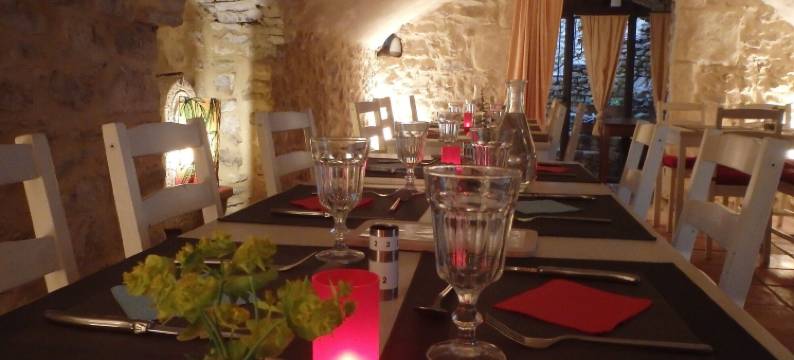 奥尼奥尔修道院(Chambres d´Hôtes Prieuré d'Orniols)图片