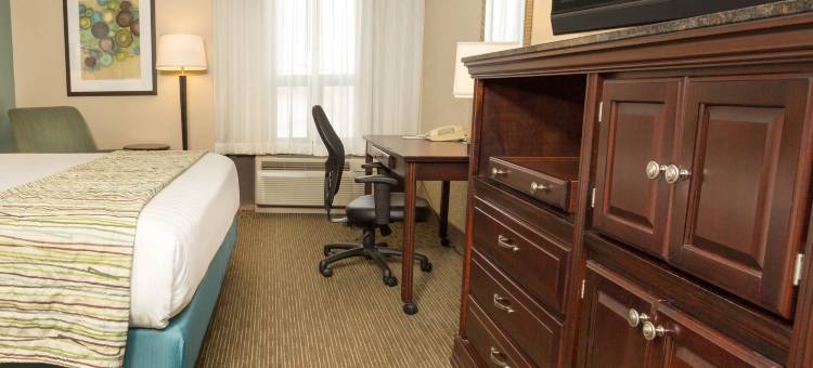 特洛伊酒店与套房(Troy Inn & Suites)图片