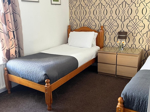 走私者狩猎酒店