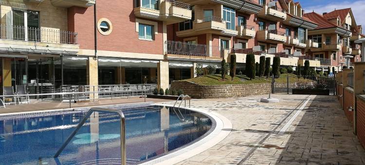 里斯海上酒店(Hotel Marítimo Ris Con Garaje)图片