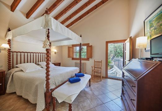 Agroturismo Alquería Blanca Hotel Overview