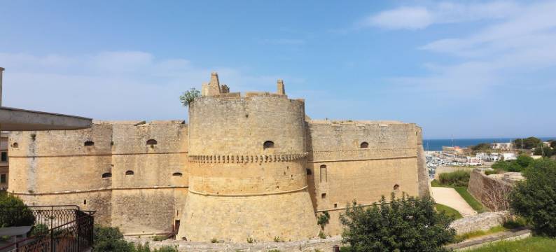 在奥特朗托海峡的Calipso的家(Calipso's Home in Otranto)图片