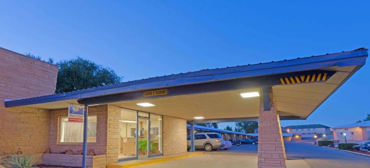 梅萨维德附近的郊区套房酒店(Suburban Studios Near Mesa Verde)图片