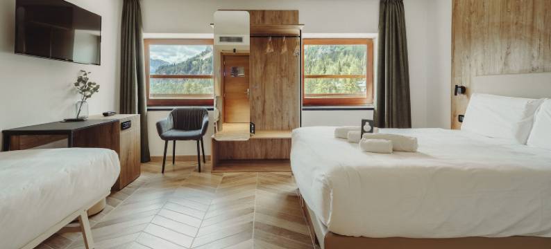 B&B酒店帕索特雷克罗奇科尔蒂纳(B&B Hotel Passo Tre Croci Cortina)图片