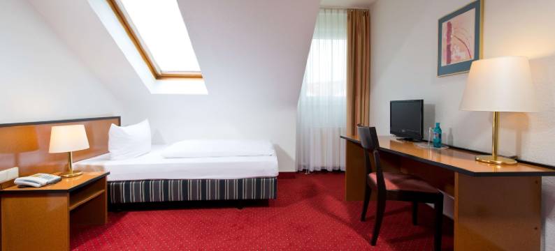 巴拉丁法兰肯塔尔ACHAT 酒店(ACHAT Hotel Frankenthal)图片