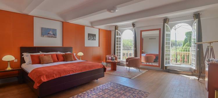 塔拉德尔城堡(Château de Taradel)图片