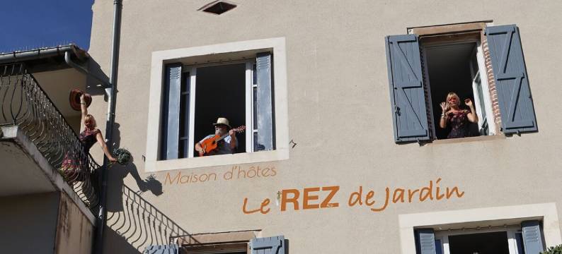 阿尔比花园层酒店(Le Rez de Jardin Albi)图片