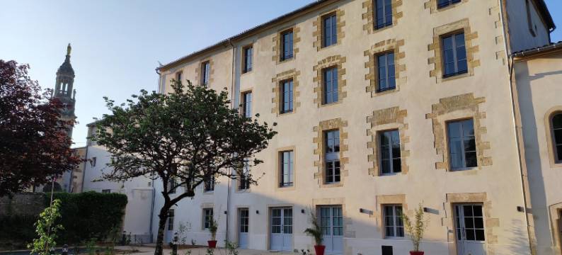 Premiere Pierre图片