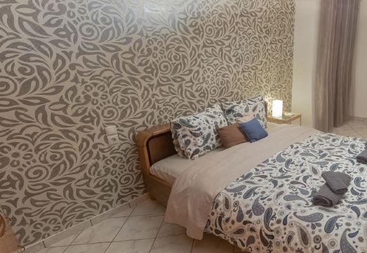 Luxury City Center Apartment Hotel Overview