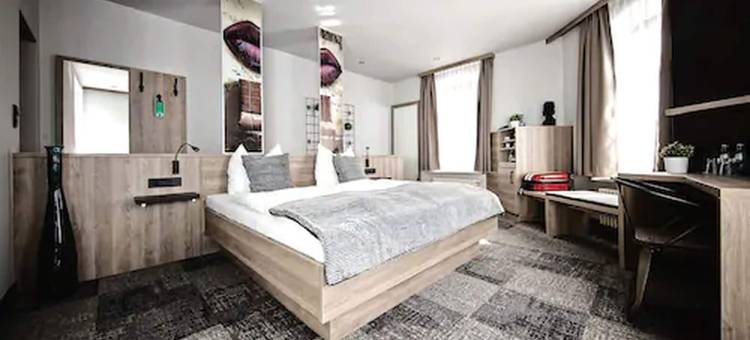 阿历克斯桑德斯酒店寄宿公寓及餐厅(Alexxanders Hotel & Boardinghouse, Restaurant)图片