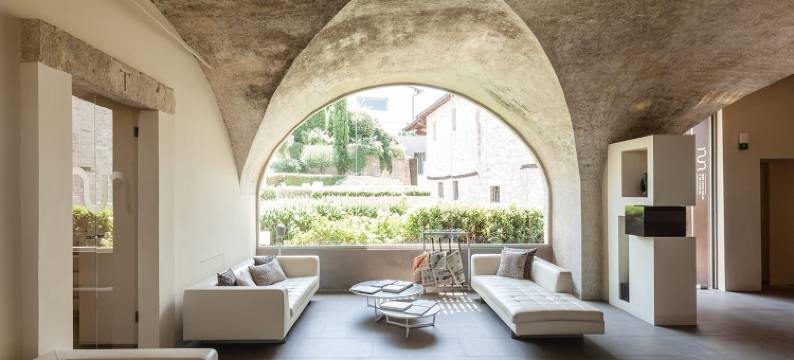 嫩亚西西瑞雷斯水疗博物馆酒店(Nun Assisi Relais & Spa Museum)图片