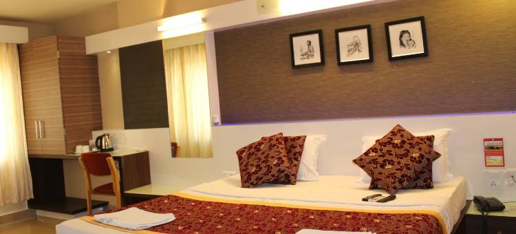 普迦国际酒店(Hotel Pooja International)图片