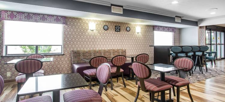 塔尔萨市中心舒适酒店(Comfort Inn Midtown)图片