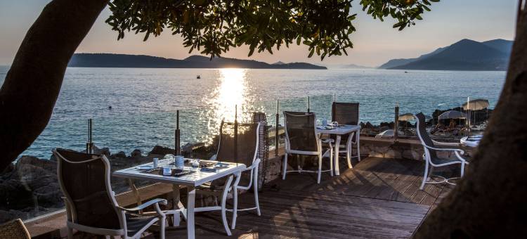 皇家蔚蓝酒店(Royal Blue Hotel)图片