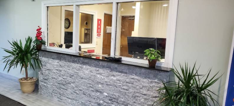 卡罗尔顿 - 史密斯菲尔德石木酒店与套房(Stonewood Inn & Suites Carrollton - Smithfield)图片