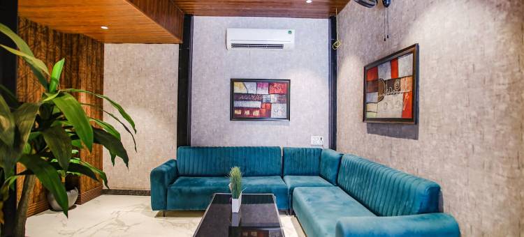 Fabexpress 辛格哈尼亚首席(Fabexpress Singhania Premier)图片