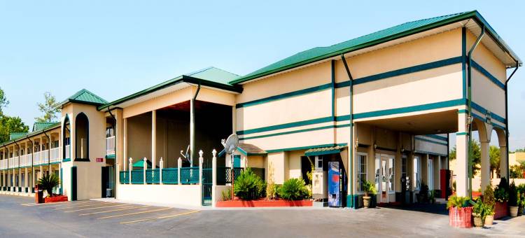 韦克罗斯戴斯酒店(Days Inn by Wyndham Waycross)图片