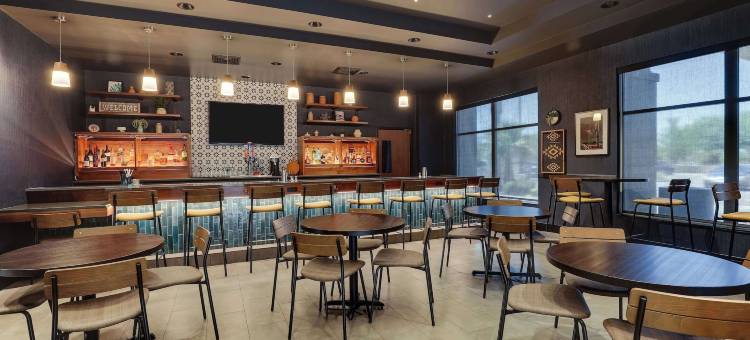 菲尼克斯钱德勒时尚中心德鲁里套房酒店(Drury Inn & Suites Phoenix Chandler Fashion Center)图片