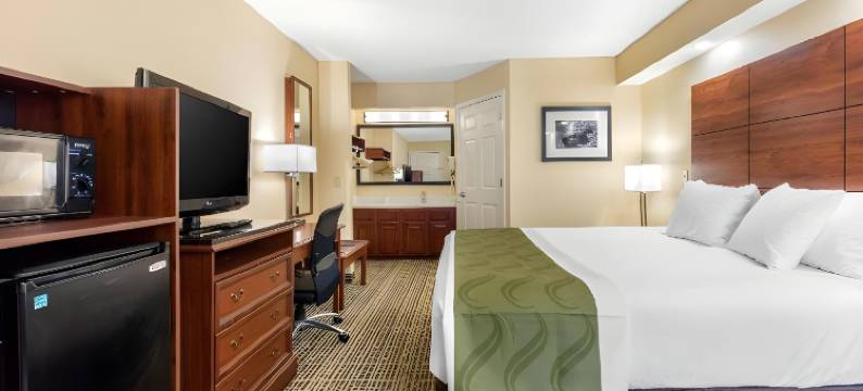 斯科茨博罗 - US/72 - 甘特斯维尔湖区凯艺酒店(Quality Inn Scottsboro US/72-Lake Guntersville Area)图片