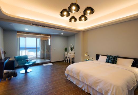 小猪爱吃地瓜叶外景图