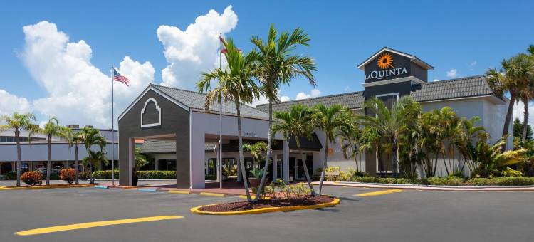 卡纳维拉尔港可可比奇海滩拉昆塔温德姆酒店(La Quinta Inn by Wyndham Cocoa Beach-Port Canaveral)图片