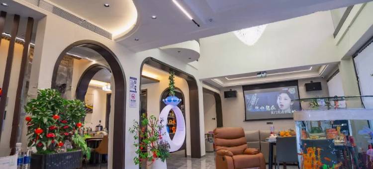 千岛湖镇舒曼·居里Life轻奢设计民宿(千岛湖啤酒小镇店)图片