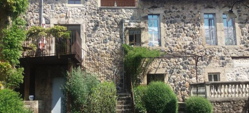 Holiday Home in Ardèche near Château de Ventadour图片