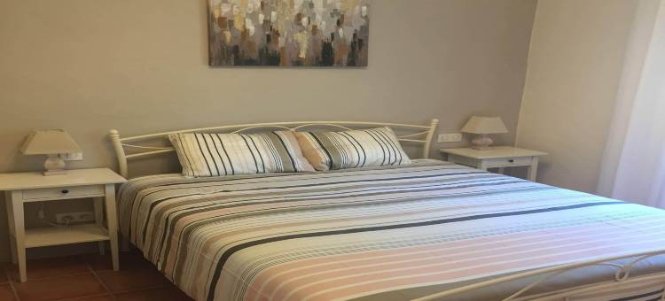 Holiday Home Montaigu-de-Quercy Lake图片