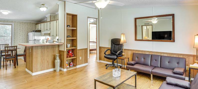 新月城之家配有木炭烧烤架：靠近三个湖泊(Crescent City Home w/ Charcoal Grill: Near 3 Lakes)图片