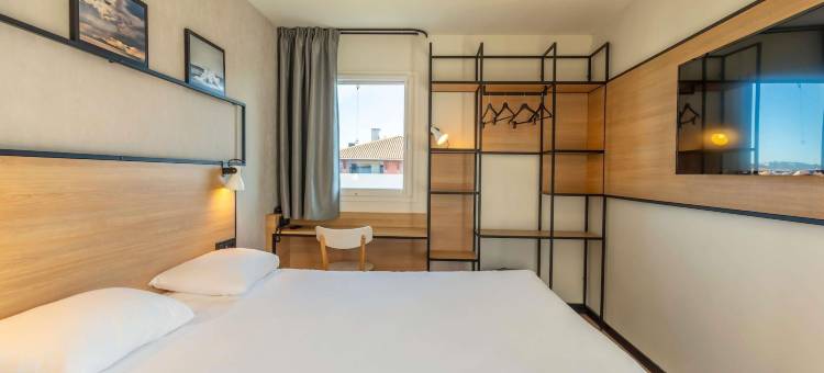 宜必思西布勒圣让德吕兹酒店(Ibis Ciboure Saint-Jean-De-Luz)图片