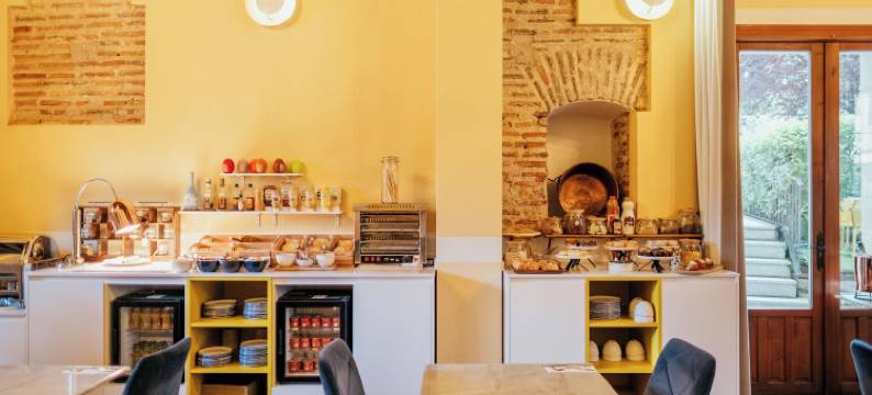 阿亚拉贝尔甘萨宫殿塞蒂纳酒店(Hotel Cetina Palacio Ayala Berganza)图片