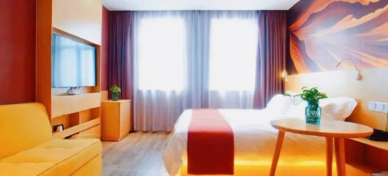 布丁精选酒店(苏州观前街察院场地铁站店)图片