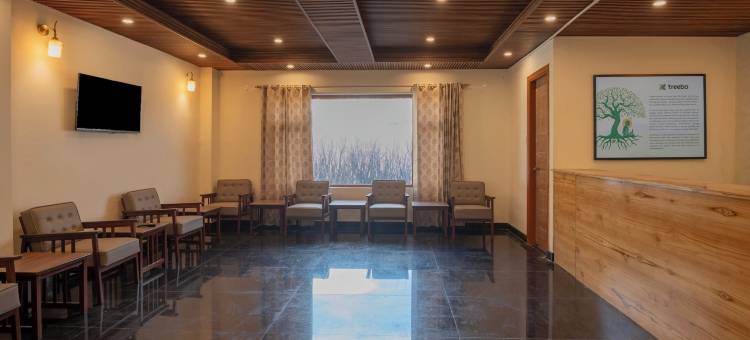 Treebo Melag Jispa带山景(Treebo Melag Jispa with Mountain View)图片
