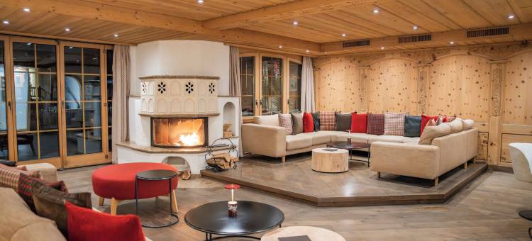瑞士阿尔卑斯山奥安林酒店(Swiss Alpine Hotel Allalin)图片