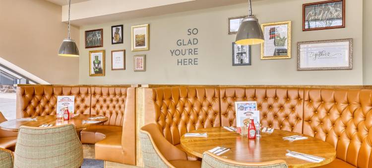 米尔顿凯因斯(威纶湖)优品迎酒店(Premier Inn Milton Keynes (Willen Lake))图片