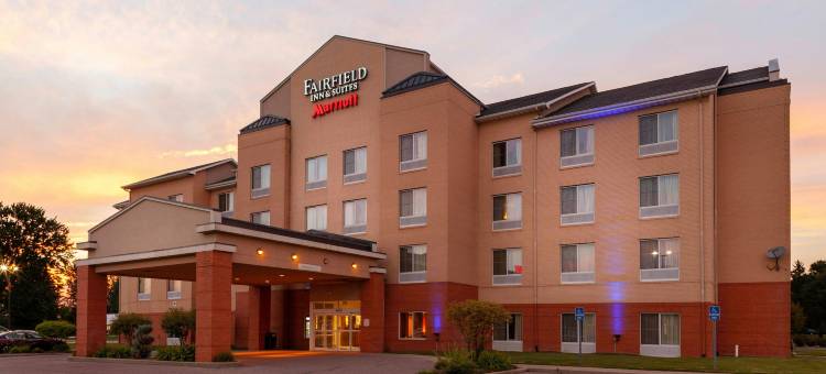 西摩万枫酒店及套房(Fairfield Inn & Suites Seymour)图片