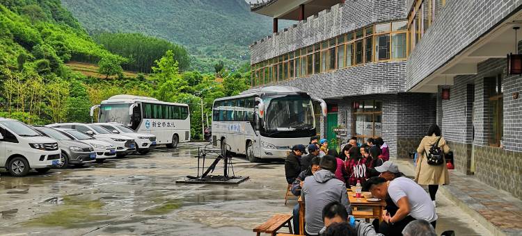 徽县三滩银河山庄图片