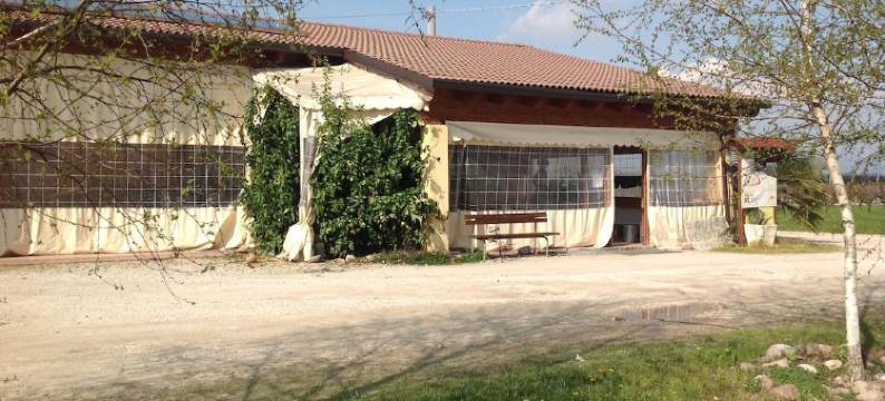 阿格里坎培艾尔巴灿露营地旅馆(Agri-Campeggio El-Bacan)图片